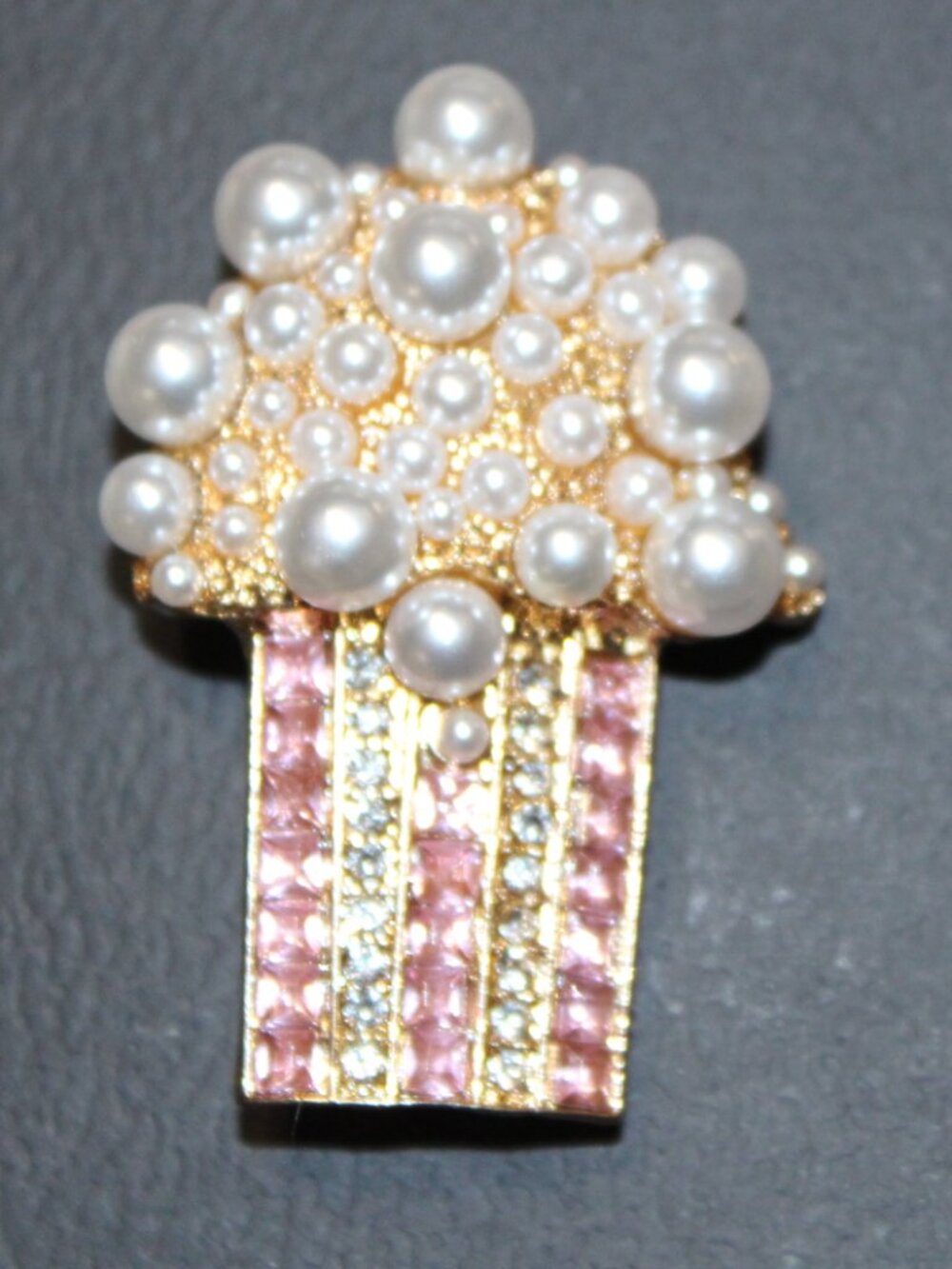 NWOT pink popcorn brooch CUTE! - Picture 2 of 7